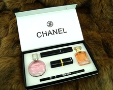 Подарочный набор Chanel 5 в 1