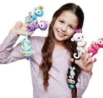 Интерактивная игрушка обезьянка Fingerlings Baby Monkey