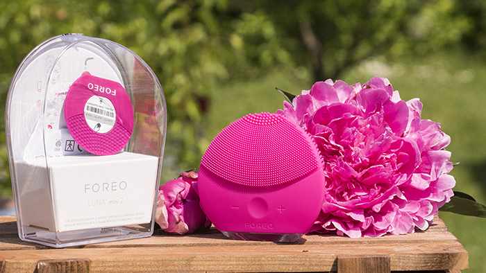 Массажная щетка Foreo Luna